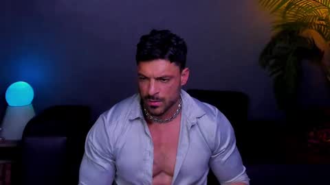 Snapshot of dennis_cox_ chatting on November 16, 10:59 pm dennis_cox_ online show from November 16, 10:59 pm