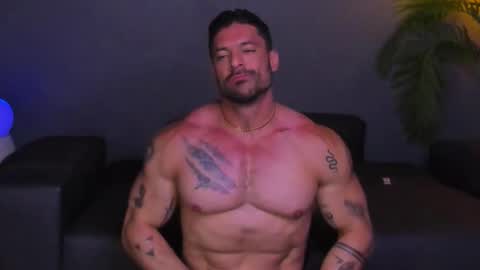 Snapshot of dennis_cox_ chatting on November 22, 2:49 pm dennis_cox_ online show from November 22, 2:49 pm