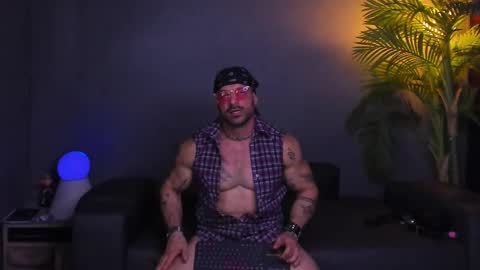 Snapshot of dennis_cox_ chatting on November 24, 2:39 pm dennis_cox_ online show from November 24, 2:39 pm