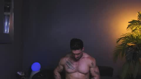 Snapshot of dennis_cox_ chatting on November 30, 12:09 pm dennis_cox_ online show from November 30, 12:09 pm