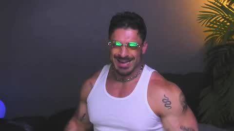 Snapshot of dennis_cox_ chatting on December 3, 8:12 am dennis_cox_ online show from December 3, 8:12 am