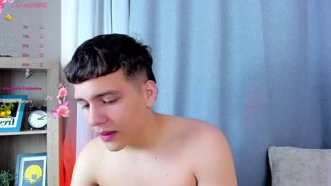 Snapshot of dennis_hills chatting on April 6, 12:50 pm Dennis online show from April 6, 12:50 pm