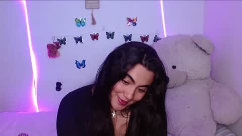 Snapshot of dennis_love_ chatting on June 10, 1:17 am rosse online show from June 10, 1:17 am