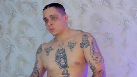 Snapshot of dennis_munera chatting on February 13, 3:03 pm dennis munera online show from February 13, 3:03 pm