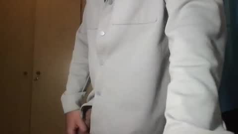 Snapshot of denniscuumm chatting on February 6, 10:51 am denniscuumm online show from February 6, 10:51 am