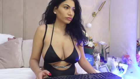 DenniseTaylor online show from January 24, 6:46 am