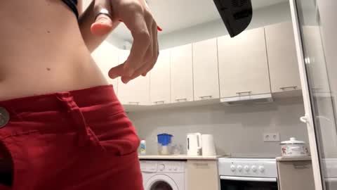 Snapshot of denniskibler chatting on October 12, 3:22 pm Denni online show from October 12, 3:22 pm