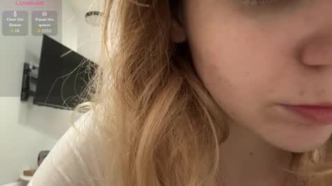 Denni online show from February 6, 5:27 pm