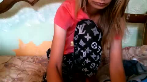 DennisXCarol online show from September 15, 6:35 am