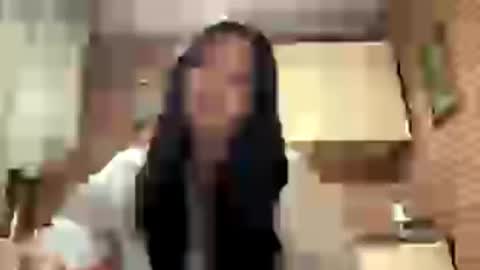 Emma online show from September 28, 3:06 pm