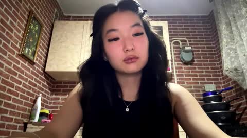 Emma online show from January 5, 5:27 pm