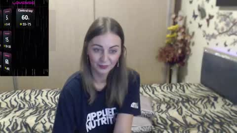 Snapshot of denysya chatting on February 13, 2:13 pm Denysya online show from February 13, 2:13 pm