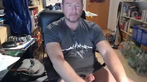 Snapshot of depraved45 chatting on January 12, 6:35 pm depraved45 online show from January 12, 6:35 pm