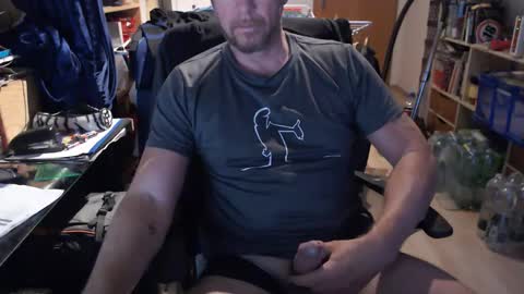 Snapshot of depraved45 chatting on January 18, 7:01 am depraved45 online show from January 18, 7:01 am