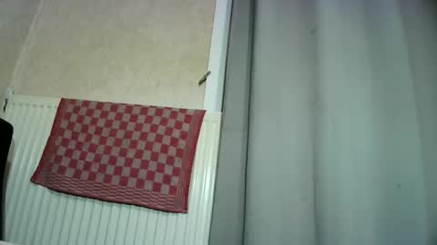 Snapshot of dereck59 chatting on March 7, 6:21 am dereck59 online show from March 7, 6:21 am