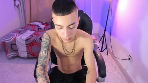 Dereck Boy online show from May 12, 4:42 am