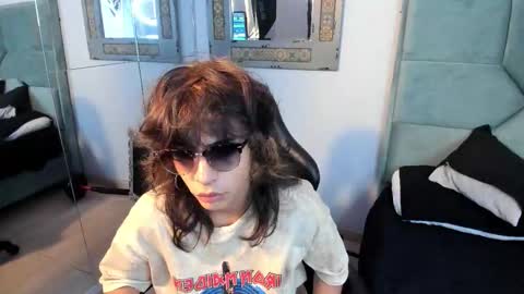 dereck_manson online show from October 28, 11:58 am