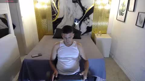 Dereck online show from July 4, 3:13 am