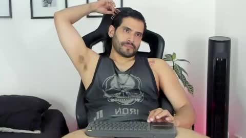 Dereck Vega online show from July 24, 1:36 am