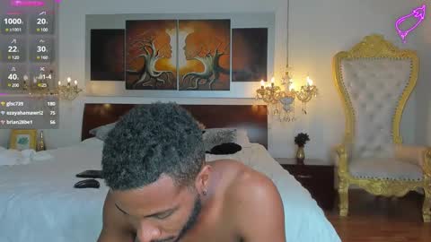 Snapshot of dereckandjake chatting on December 18, 3:00 pm Dereck and Jake online show from December 18, 3:00 pm