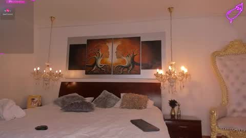 Snapshot of dereckandjake chatting on January 28, 12:00 pm Dereck and Jake online show from January 28, 12:00 pm