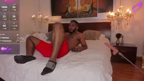 Snapshot of dereckandjake chatting on January 28, 3:04 pm Dereck and Jake online show from January 28, 3:04 pm