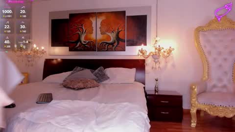 Snapshot of dereckandjake chatting on February 18, 10:49 am Dereck and Jake online show from February 18, 10:49 am