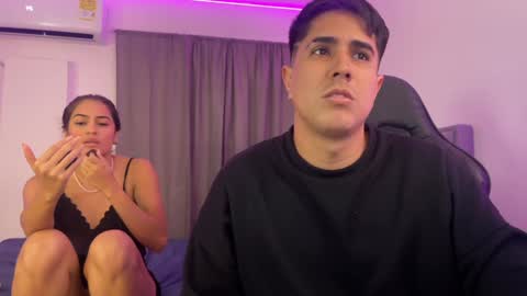 Snapshot of dereckbrownn chatting on January 19, 5:15 am Dereck online show from January 19, 5:15 am