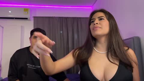 Snapshot of dereckbrownn chatting on January 26, 8:13 pm Dereck online show from January 26, 8:13 pm