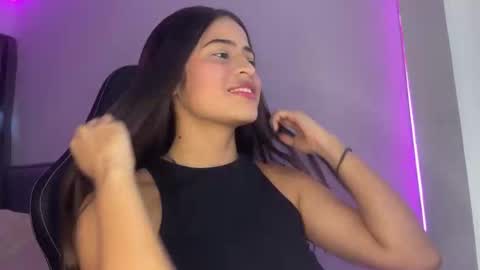 Snapshot of dereckbrownn chatting on September 26, 2:43 pm Dereck online show from September 26, 2:43 pm