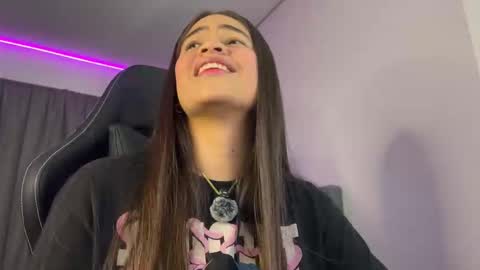 Snapshot of dereckbrownn chatting on October 23, 10:08 pm Dereck online show from October 23, 10:08 pm