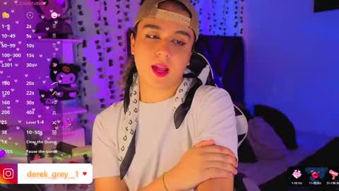 Snapshot of derek_greyy_ chatting on May 21, 10:17 pm derek grey online show from May 21, 10:17 pm
