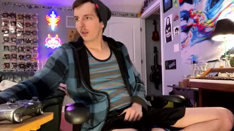 derekdings online show from October 14, 11:22 am