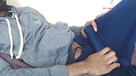 Snapshot of derekthetruth2 chatting on February 25, 6:39 pm derekthetruth2 online show from February 25, 6:39 pm