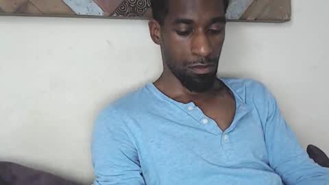 Snapshot of derekthetruth2 chatting on March 1, 11:18 pm derekthetruth2 online show from March 1, 11:18 pm