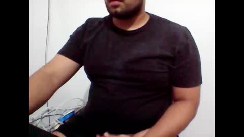 derick_0013 online show from April 29, 9:54 pm