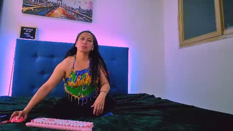 derly_milf online show from July 24, 7:34 pm