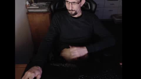 Snapshot of dermattes chatting on February 1, 2:56 pm dermattes online show from February 1, 2:56 pm