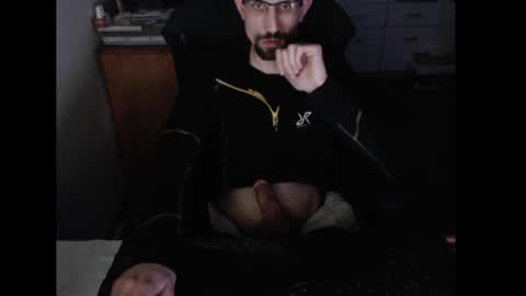 Snapshot of dermattes chatting on February 22, 5:13 pm dermattes online show from February 22, 5:13 pm