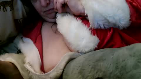 Snapshot of deroseblack chatting on December 20, 3:42 pm deroseblack online show from December 20, 3:42 pm