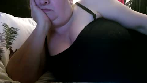 Snapshot of deroseblack chatting on March 5, 4:02 am deroseblack online show from March 5, 4:02 am