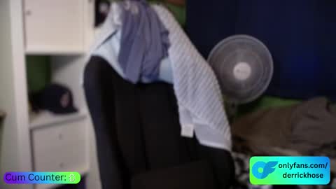 Derrick Hose online show from October 7, 4:48 pm