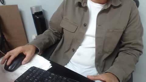     online show from January 3, 12:08 pm