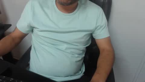     online show from December 14, 5:18 pm