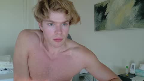 desaad_98 online show from March 3, 3:53 pm