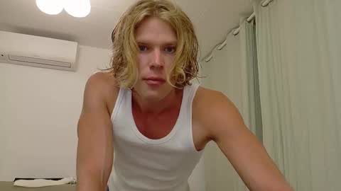 desaad_98 online show from September 18, 9:06 pm