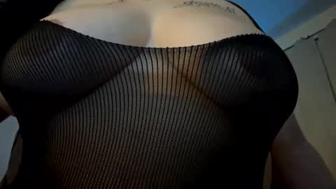 Snapshot of deseemora99 chatting on September 16, 7:31 am deseemora99 online show from September 16, 7:31 am