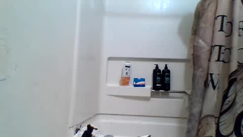 Snapshot of deseooscar420 chatting on February 9, 12:42 pm deseooscar420 online show from February 9, 12:42 pm