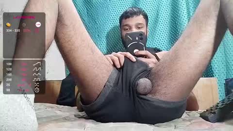 Snapshot of desi_boy799417 chatting on February 19, 3:49 pm desi_boy799417 online show from February 19, 3:49 pm