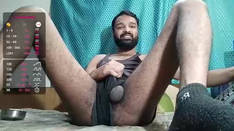Snapshot of desi_boy799417 chatting on February 25, 4:46 am desi_boy799417 online show from February 25, 4:46 am